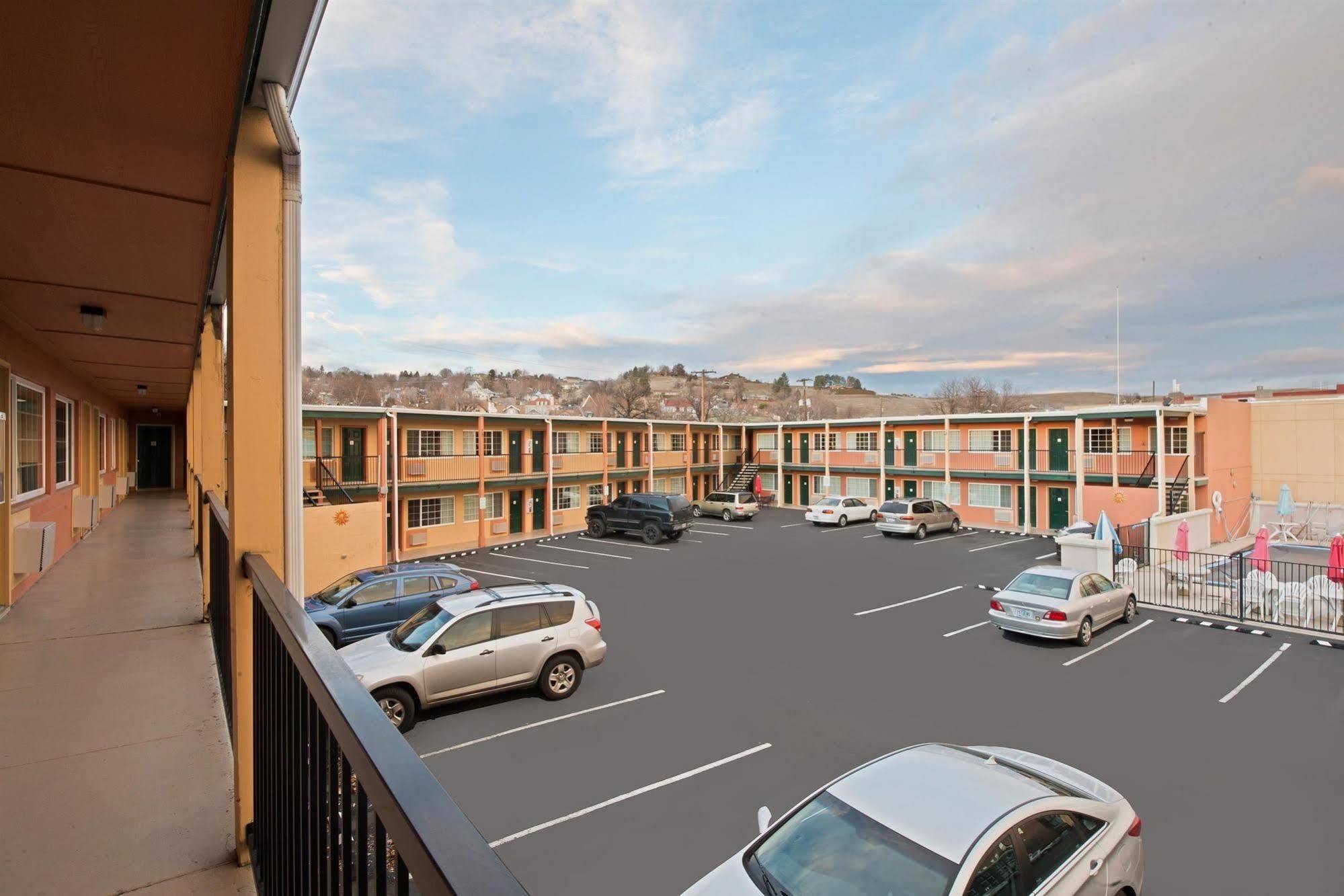 Americas Best Value Inn - Pendleton Eksteriør bilde